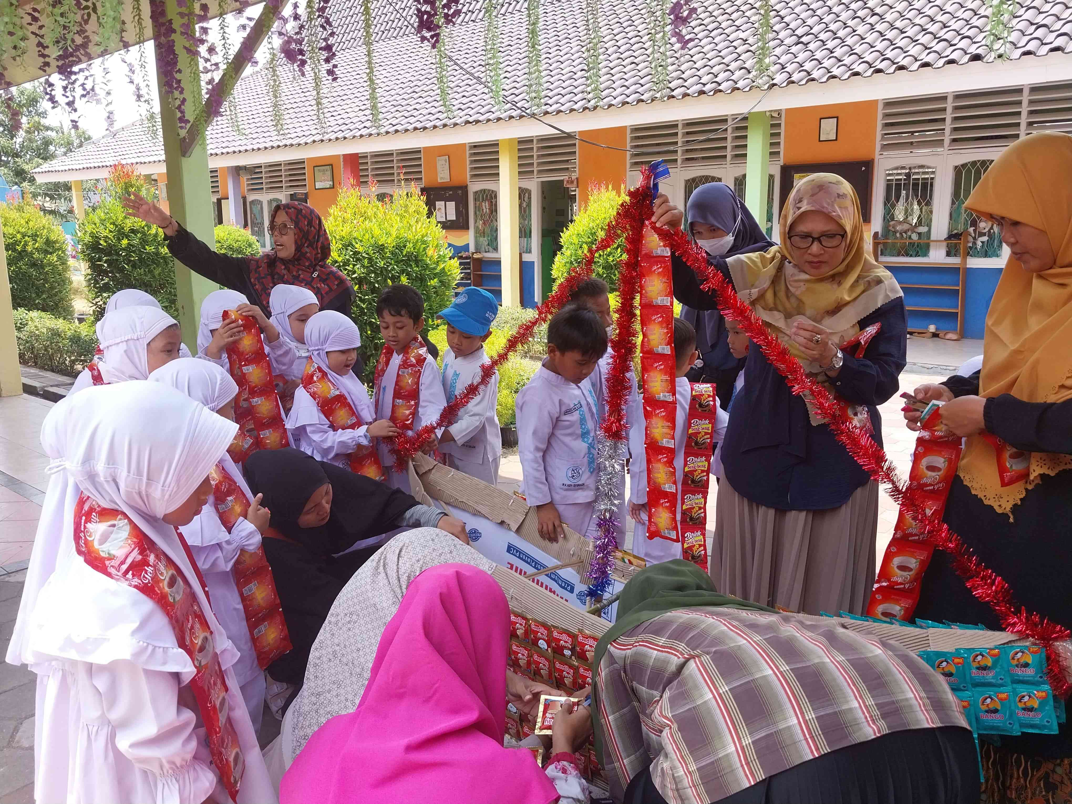 Memperingati Maulid Nabi